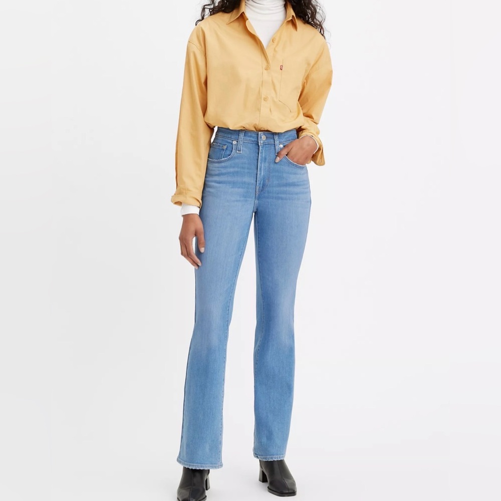 LEVI’S 725 High Rise Bootcut Stretch Jeans Women’s Size 28